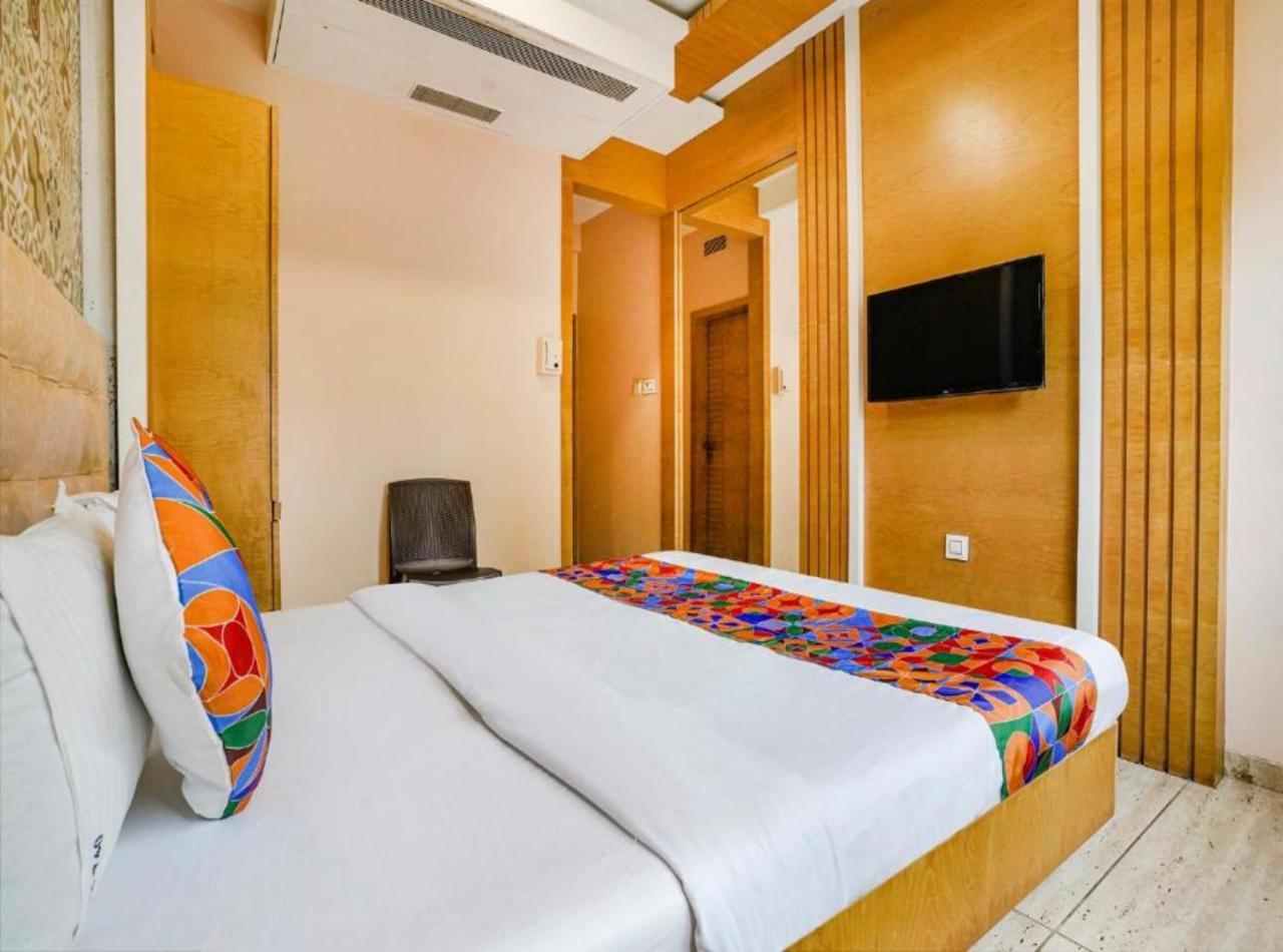 Hotel Vijaydeep Palace Near Delhi Airport Új-Delhi Kültér fotó