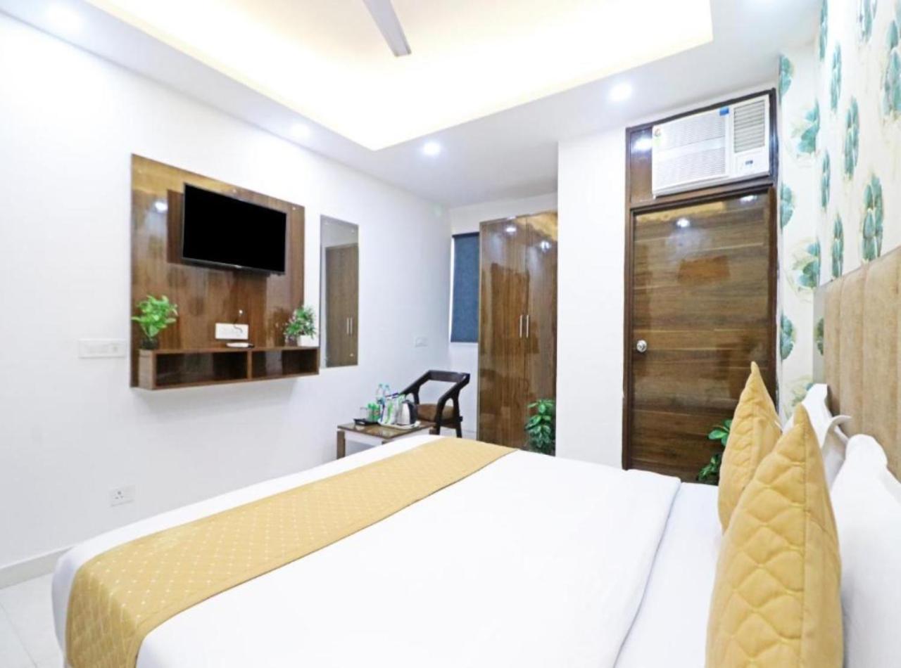 Hotel Vijaydeep Palace Near Delhi Airport Új-Delhi Kültér fotó